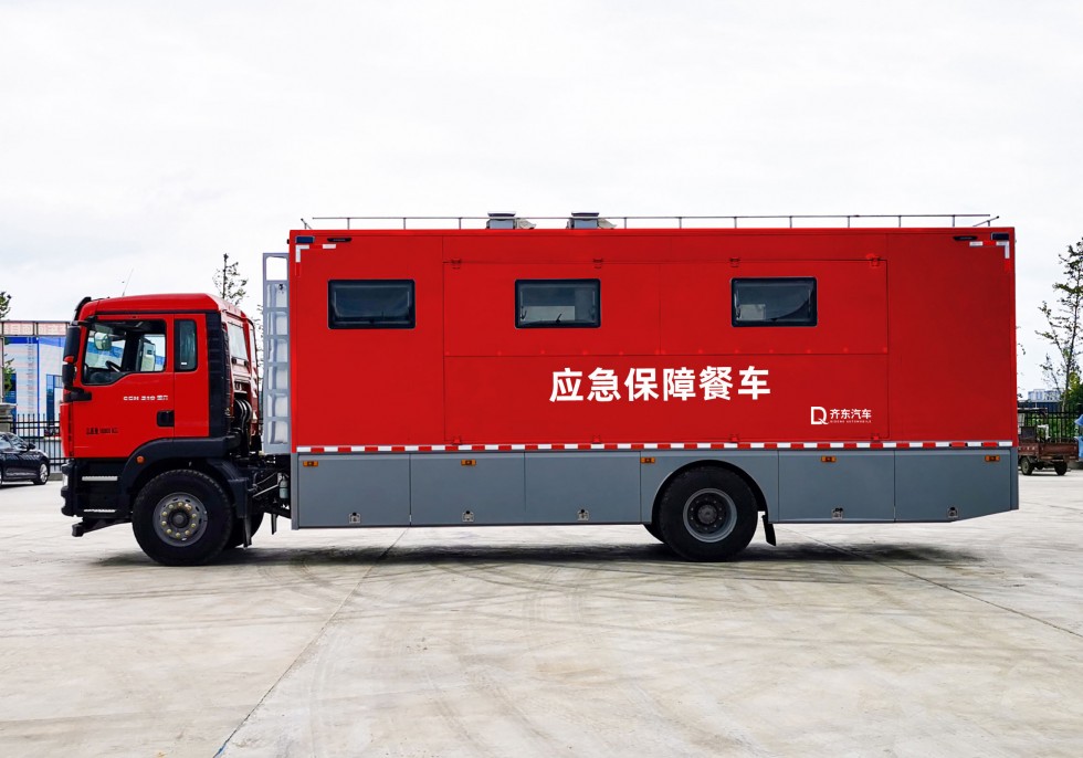齊東方牌重汽汕德卡型餐車-可供300-500人餐飲 齊東方牌重汽汕德卡型餐車-可供300-500人餐飲